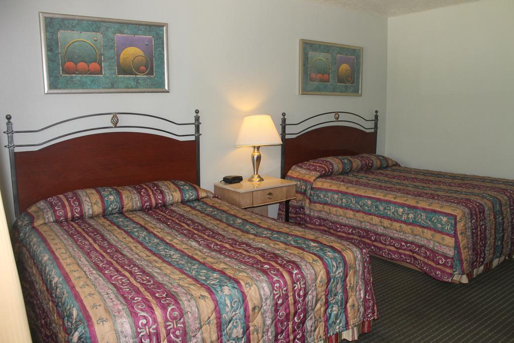גראס ואלי Golden Chain Motel מראה חיצוני תמונה
